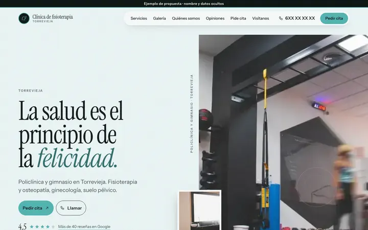 Captura de la web de clínica de fisioterapia en Torrevieja, en el ordenador. Nombre y datos ocultos.